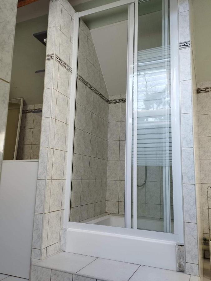 Appartement Charmante petite maison de bourg à Autry-le-Chatel Extérieur photo
